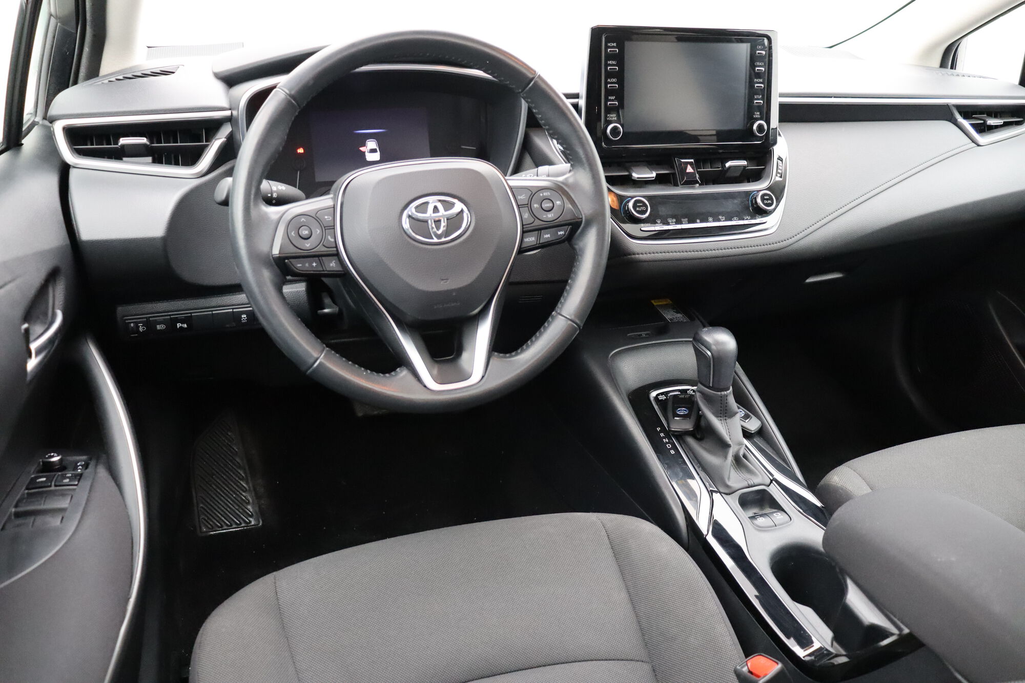 Toyota Corolla image number null