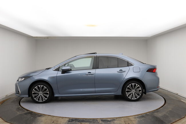 Toyota Corolla image number null