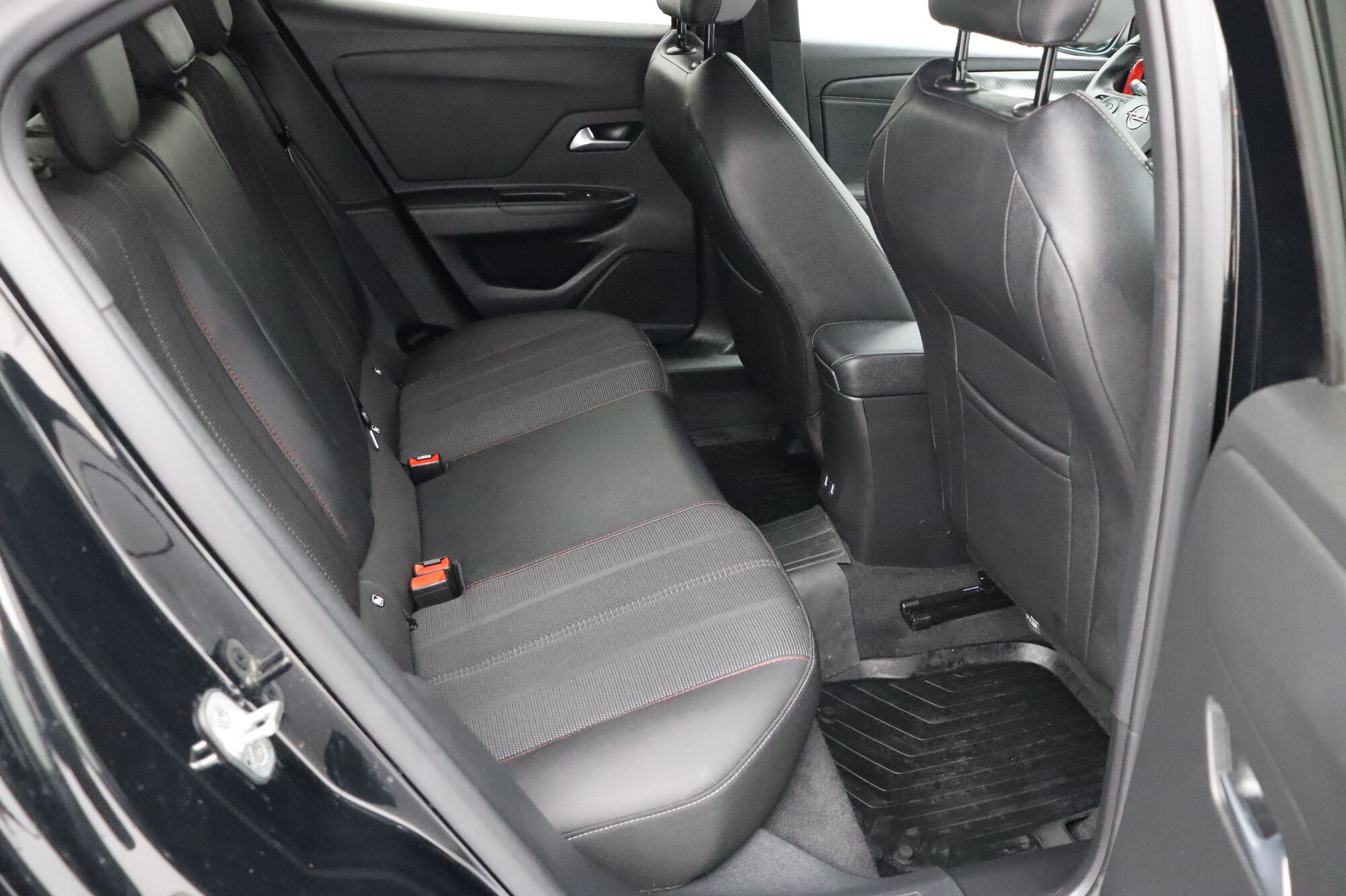 Opel Mokka image number null