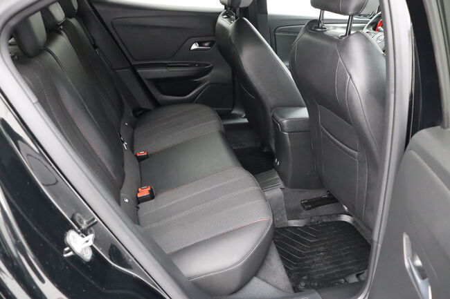 Opel Mokka image number null