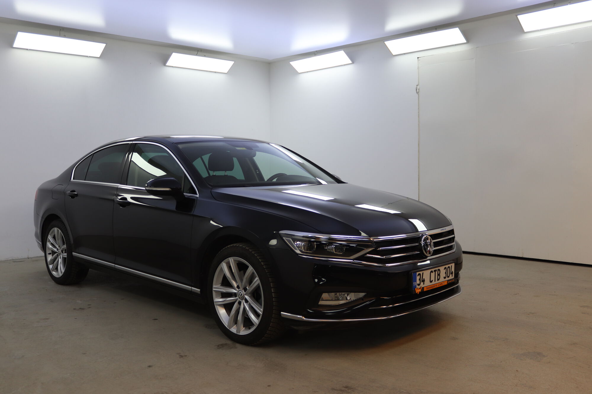 Volkswagen Passat image number null