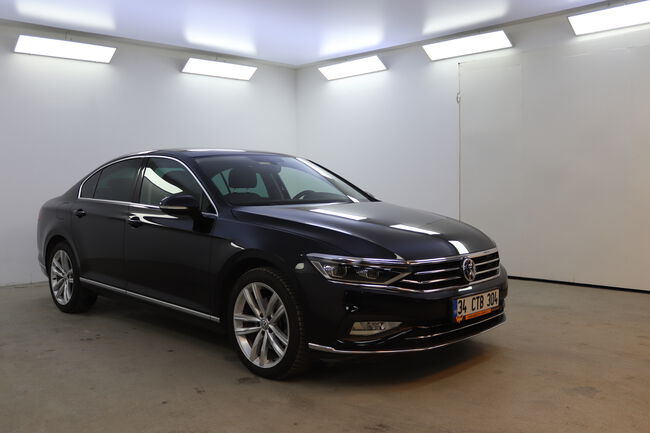 Volkswagen Passat image number null