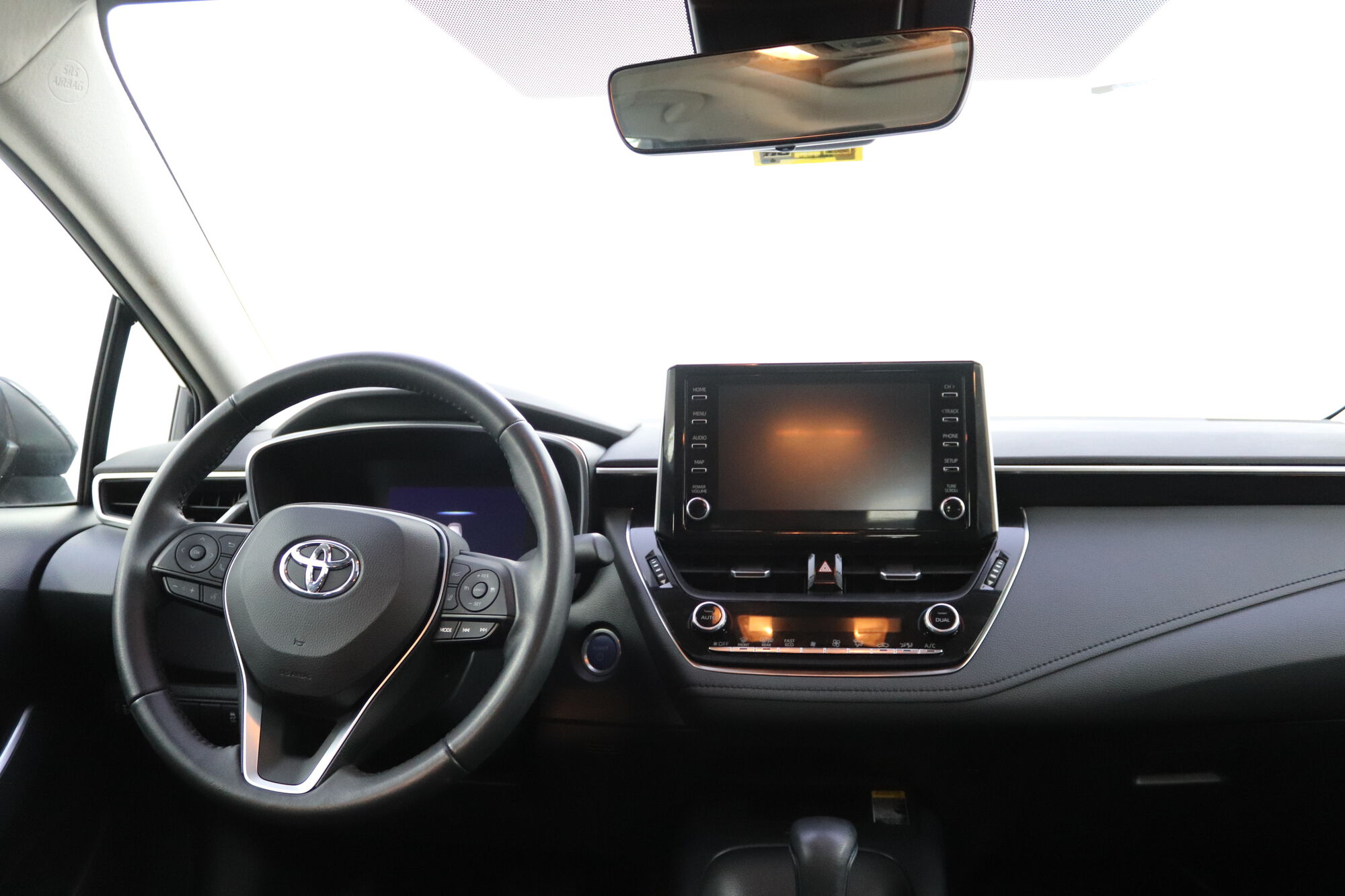 Toyota Corolla image number null
