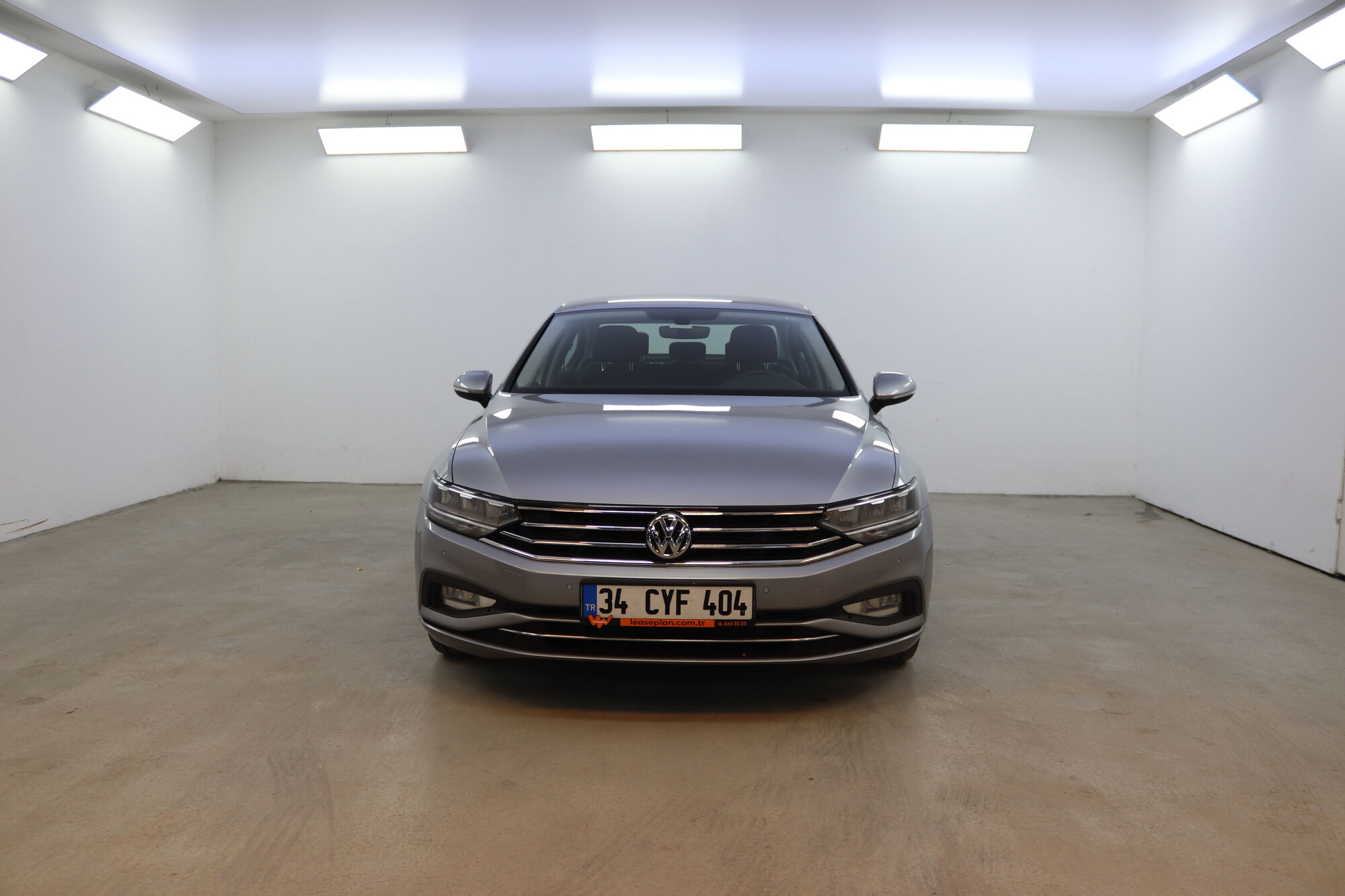 Volkswagen Passat image number null