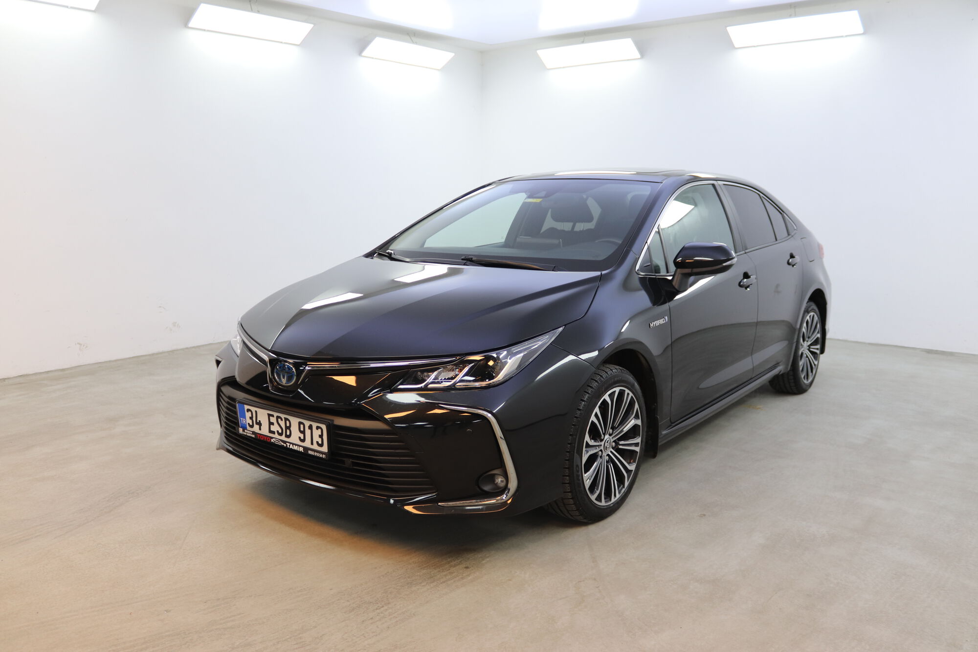 Toyota Corolla image number null