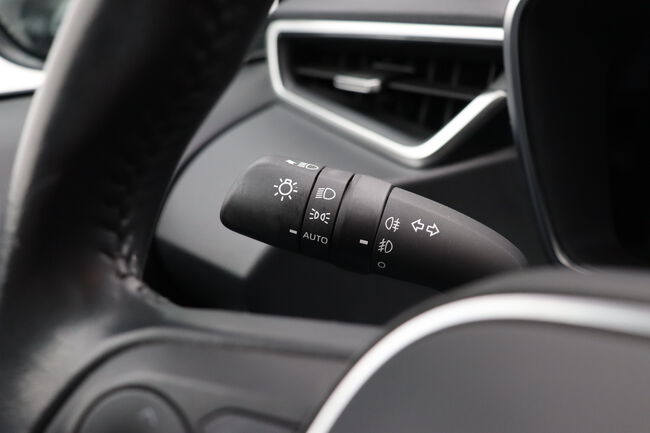 Toyota Corolla image number null