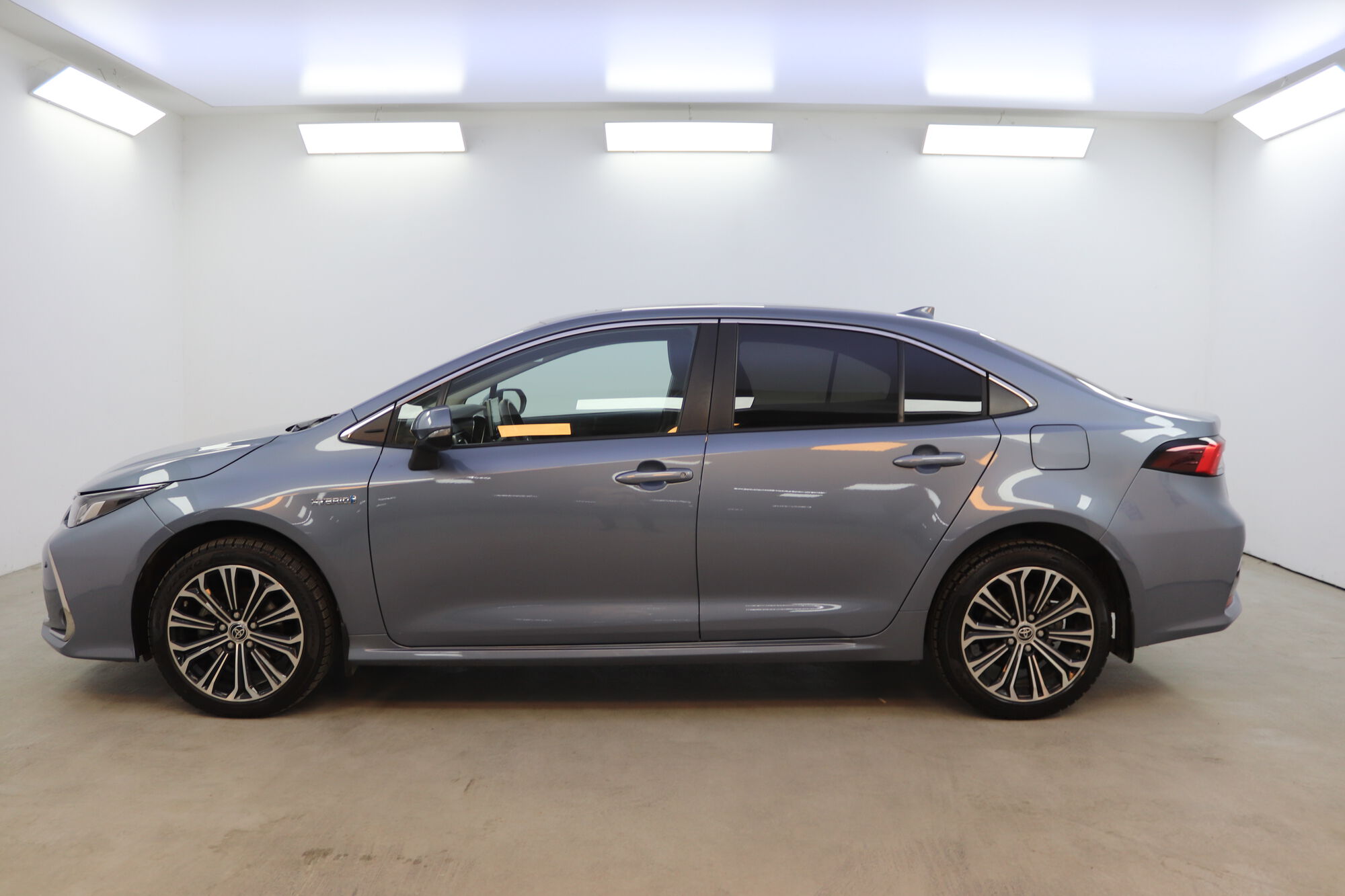Toyota Corolla image number null