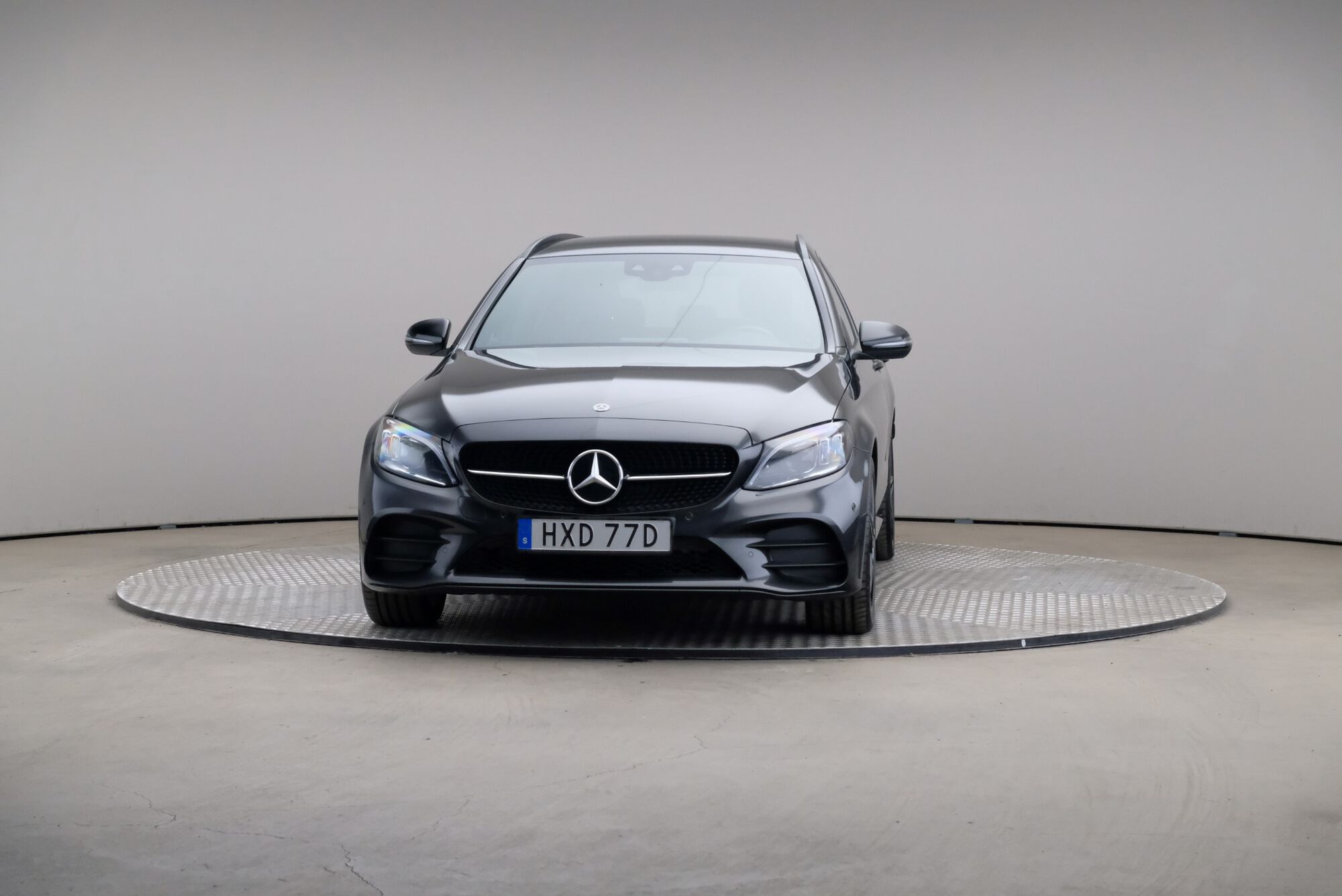 Mercedes-Benz C-Klasse image number null