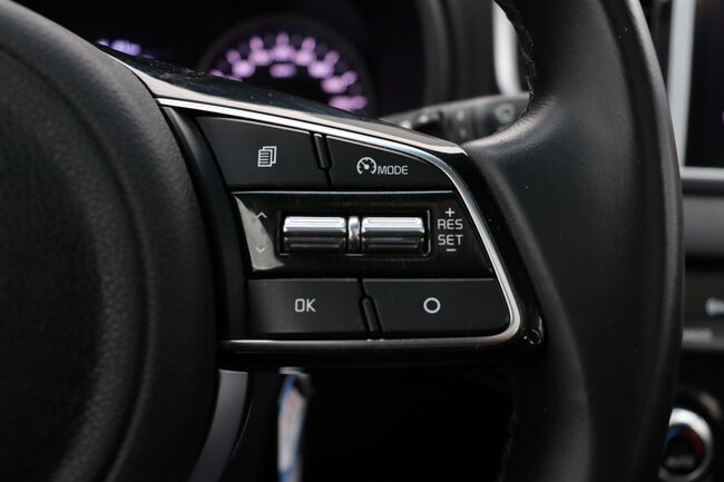 Kia Sportage image number null