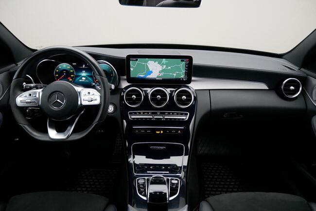 Mercedes-Benz C-Klasse image number null