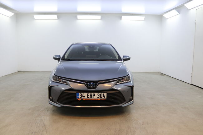 Toyota Corolla image number null