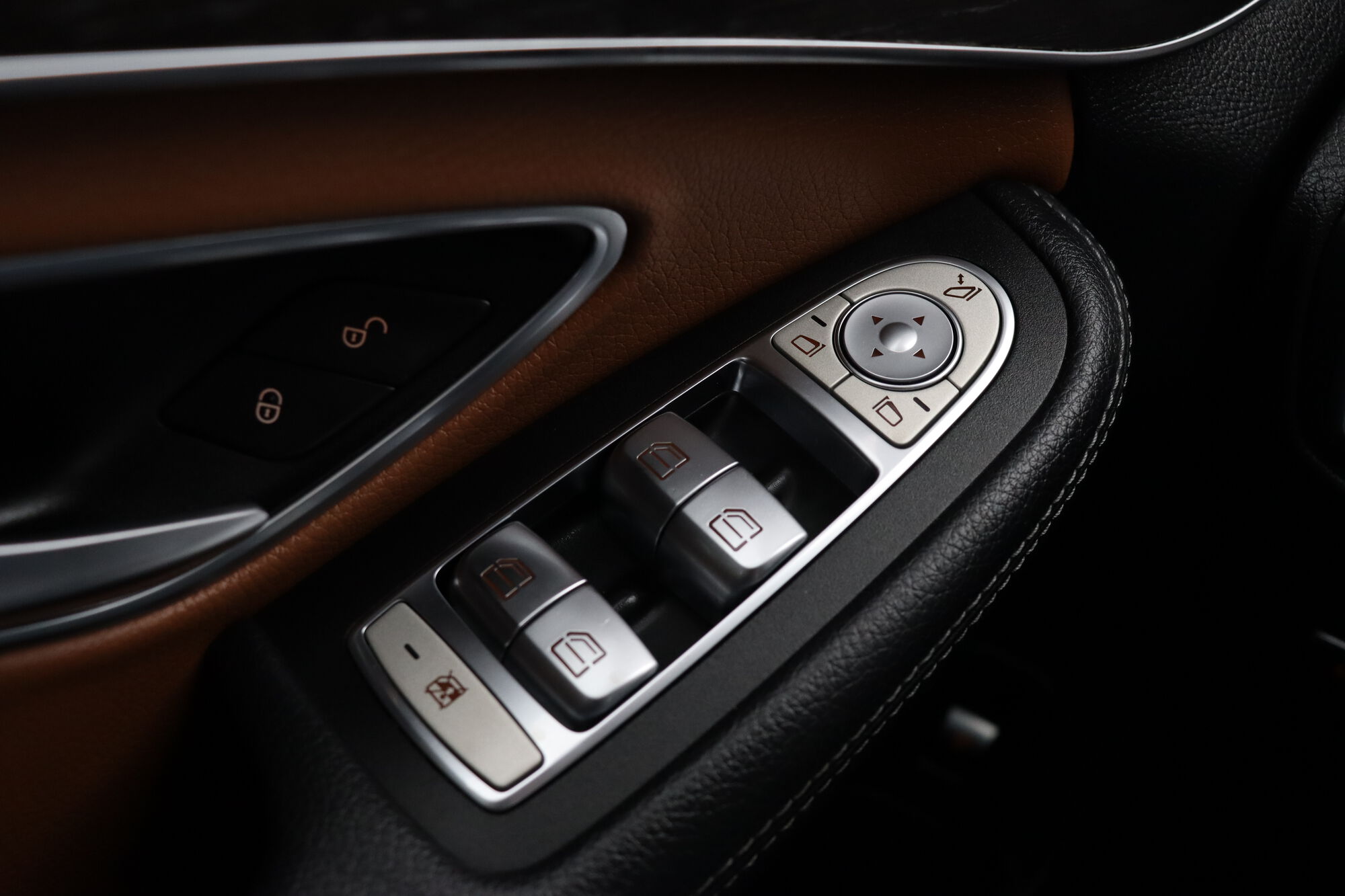 Mercedes-Benz C-serisi image number null