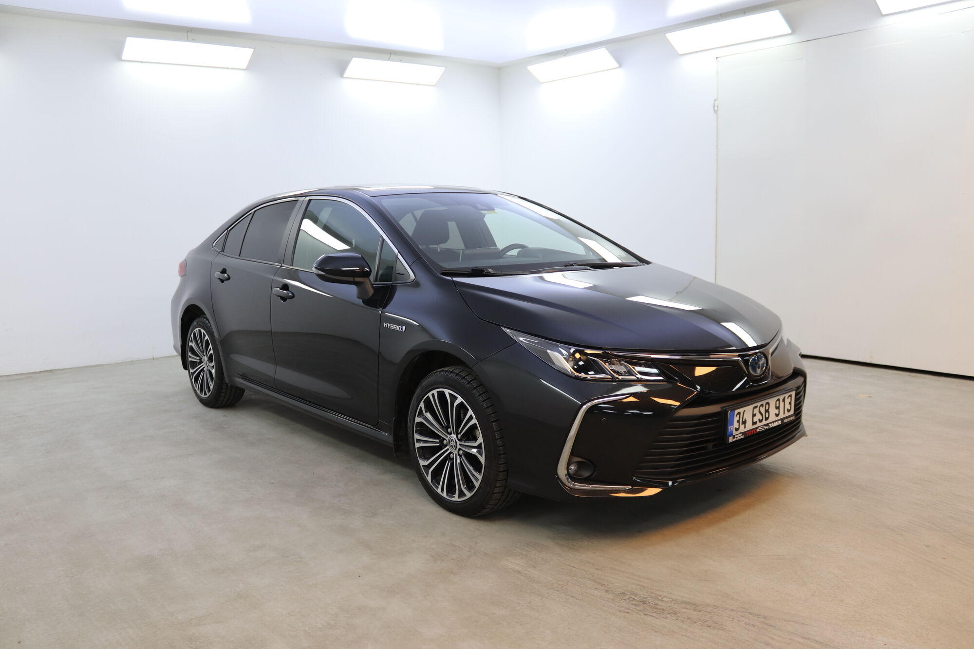 Toyota Corolla image number null