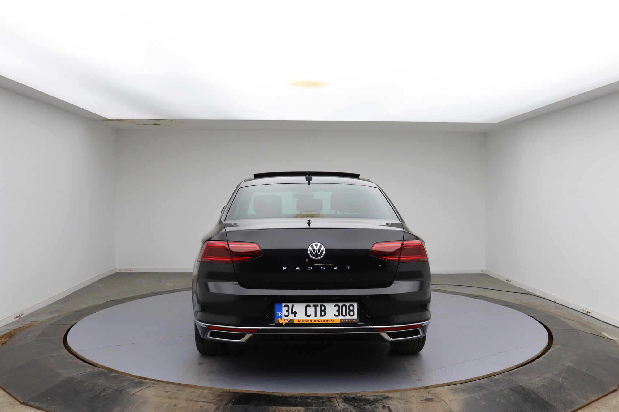 Volkswagen Passat image number null