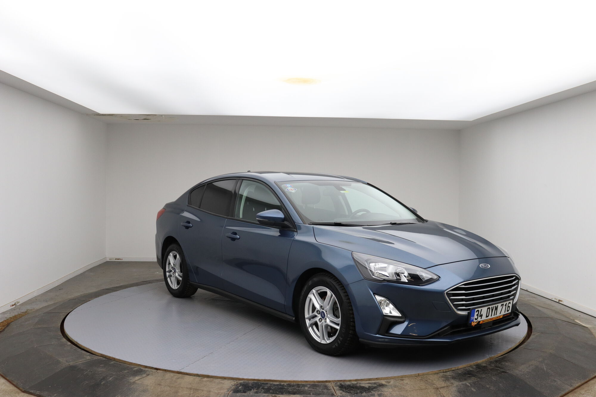 Ford Focus image number null