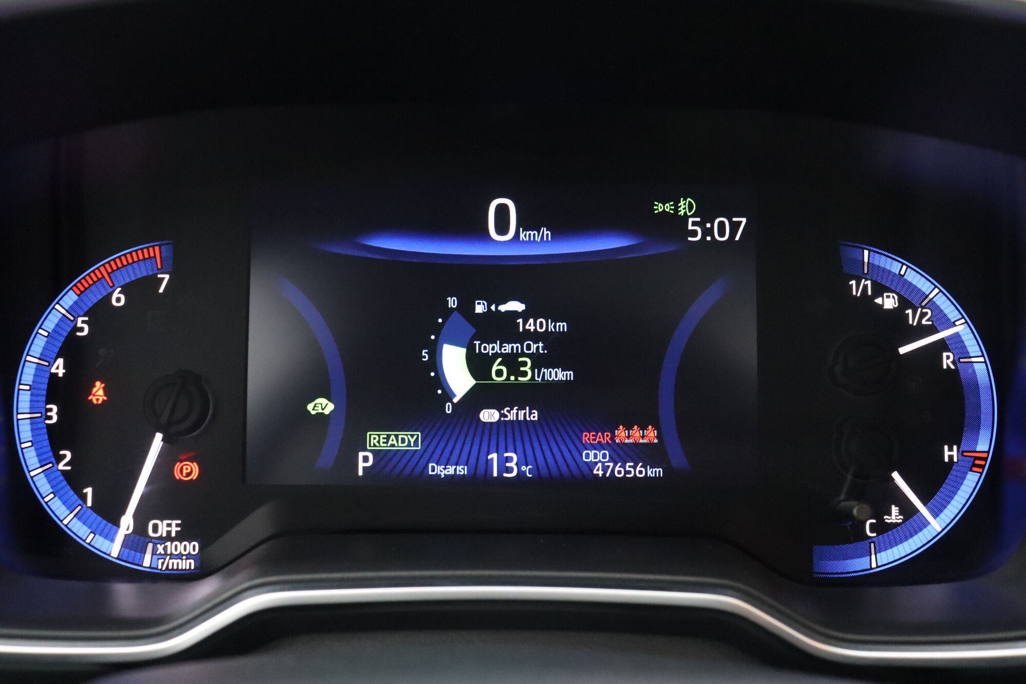 Toyota Corolla image number null