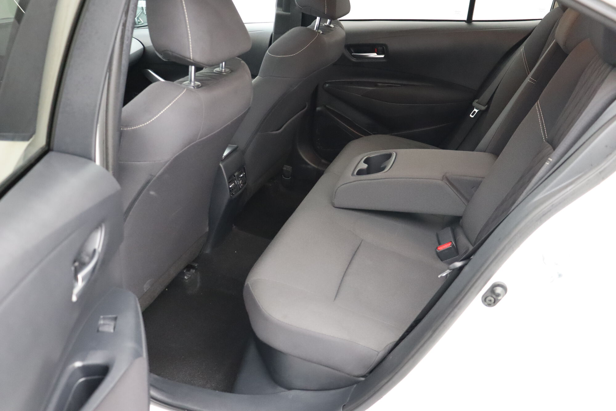Toyota Corolla image number null