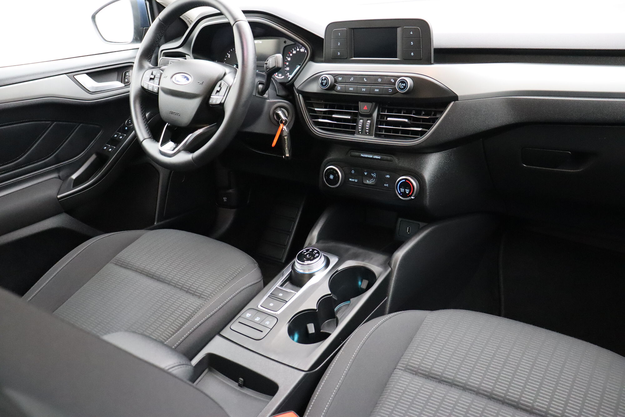 Ford Focus image number null