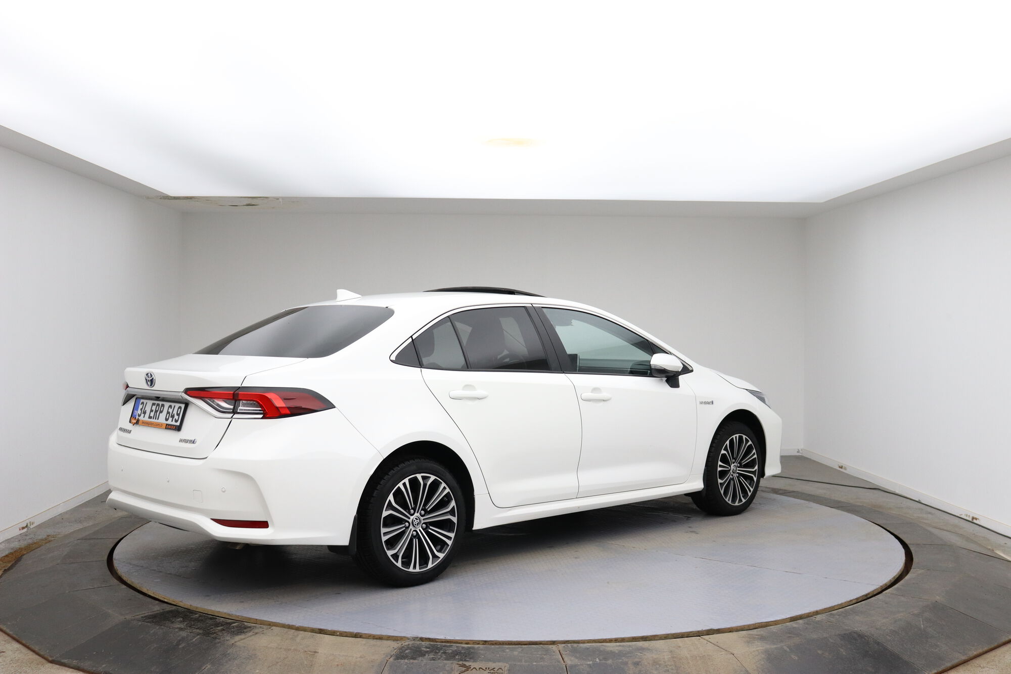 Toyota Corolla image number null